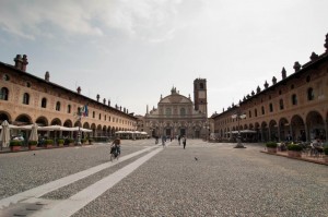 Vigevano Piazza