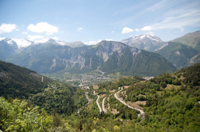 Climbing the Alpe d’Huez