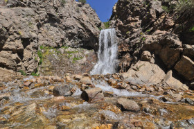 Hiking Adam’s Canyon